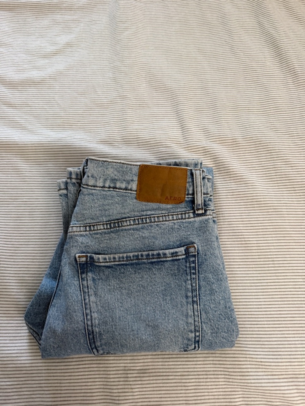 Aeropostale 90s baggy jean